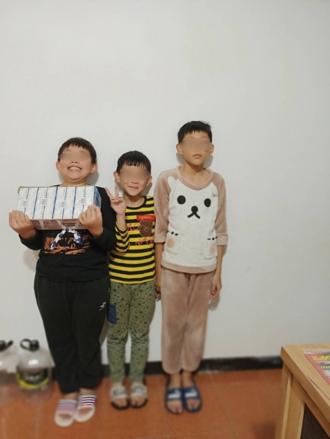 桃園家扶領取照片 (1)